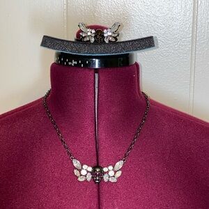 Torrid skull & “crystal” wing necklace & two finger ring